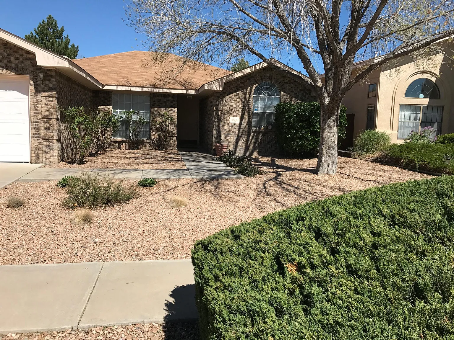 3 bed, 1680 sqft, $2,200 — Photo 1