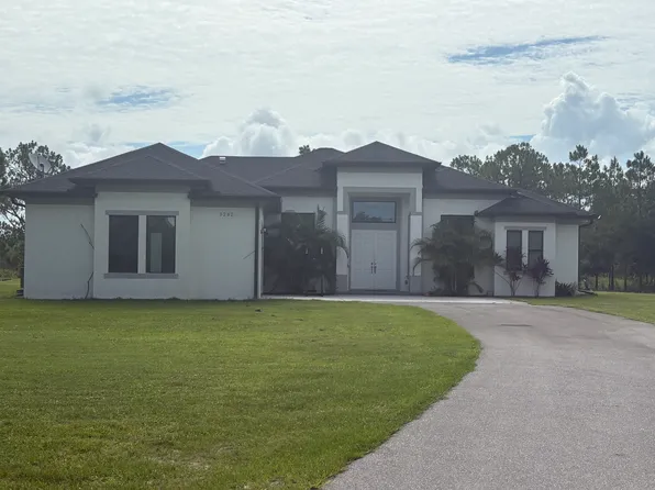 5282 44th St NE, Naples, FL 34120