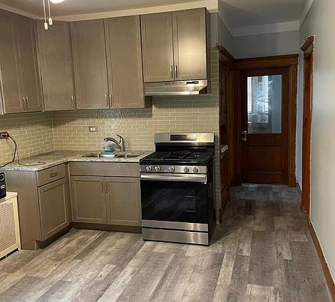 2nd image of 3639 S Paulina St #2