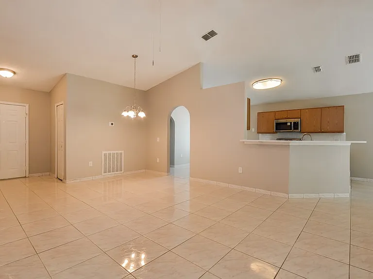 10113 Dean Chase Blvd — Photo 4