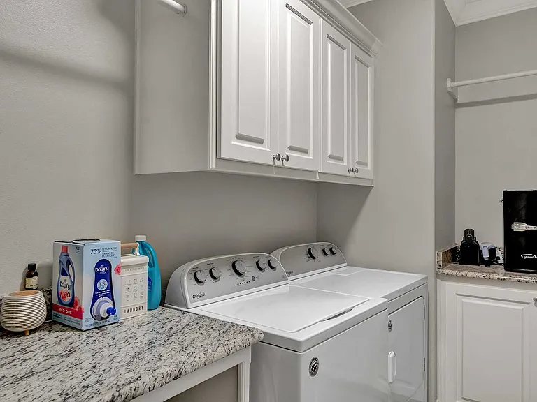 7325 Simms Creek Ct — Photo 26