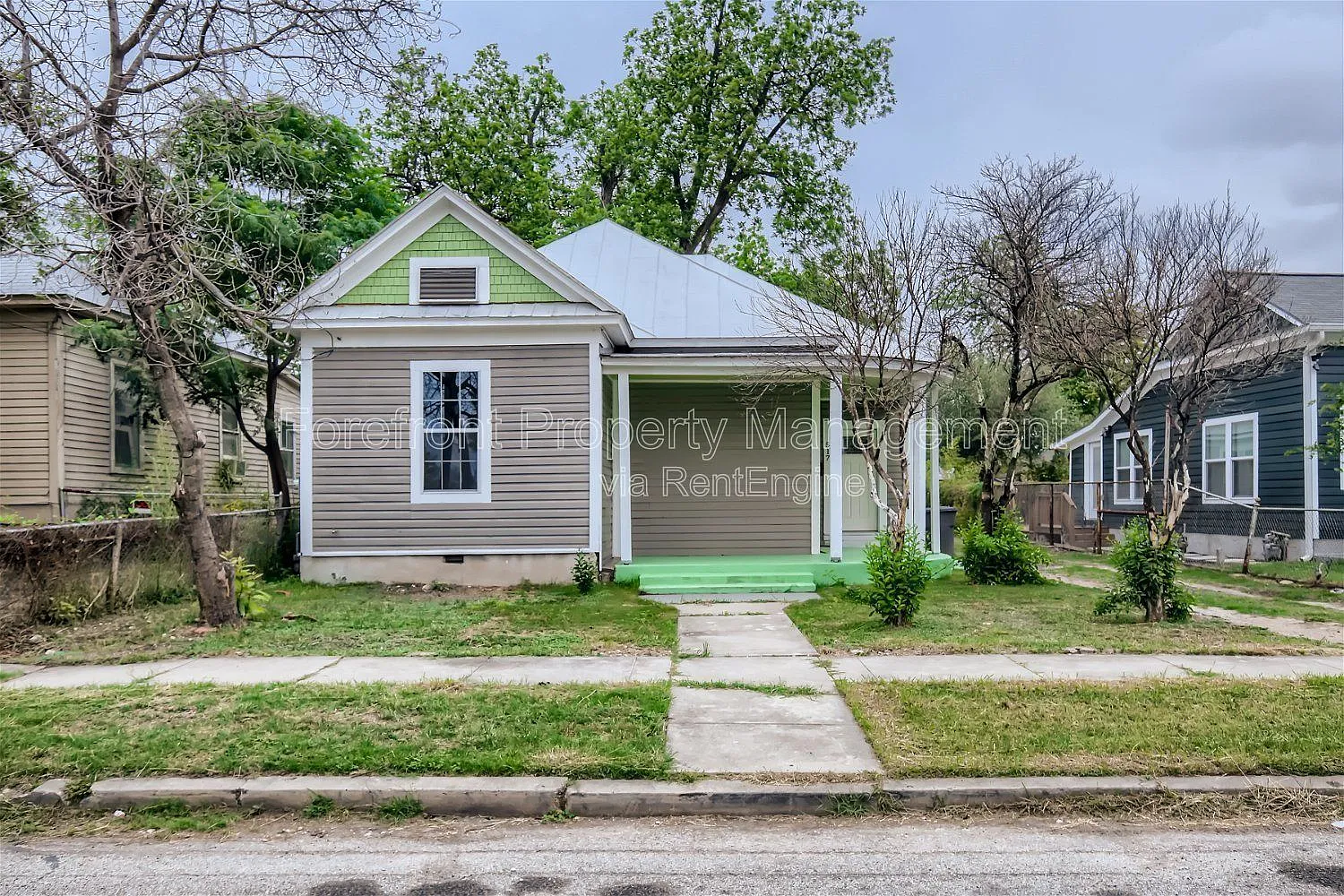 3 bed, 2.0 bath, 1520 sqft, $1,700 — Photo 1