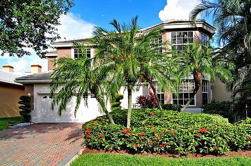 Lushly Landscaped Exterior