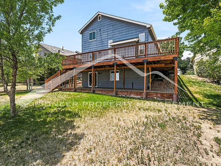333 Sanders Cir — Photo 26