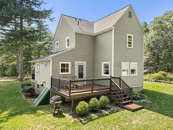 3rd image of 76 Bolton Woods Way