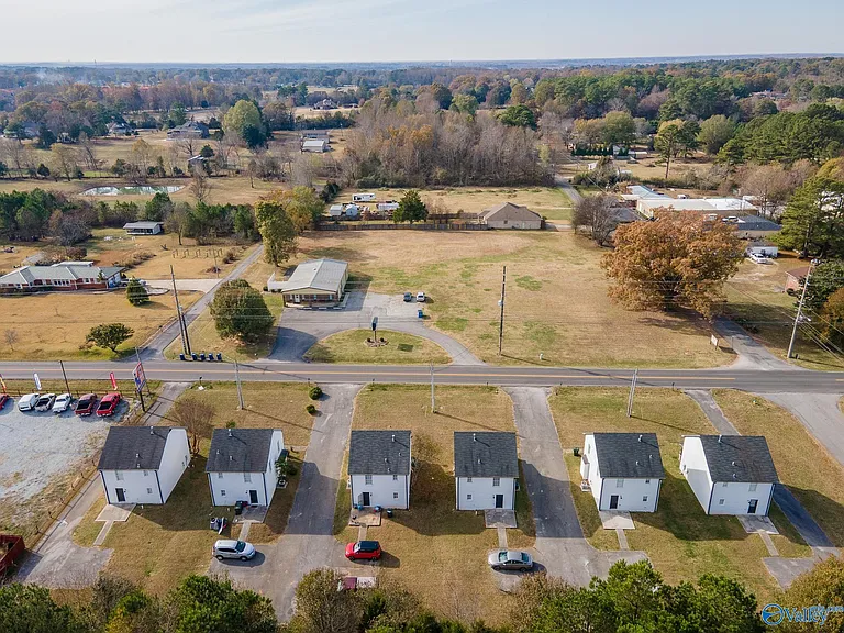 6975 Wall Triana Hwy — Photo 21