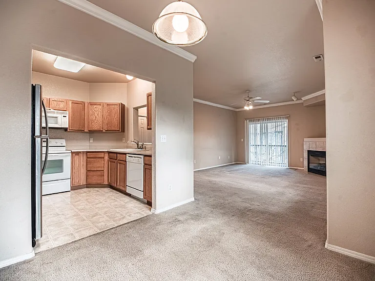 3080 Mandalay Grv #7 — Photo 19