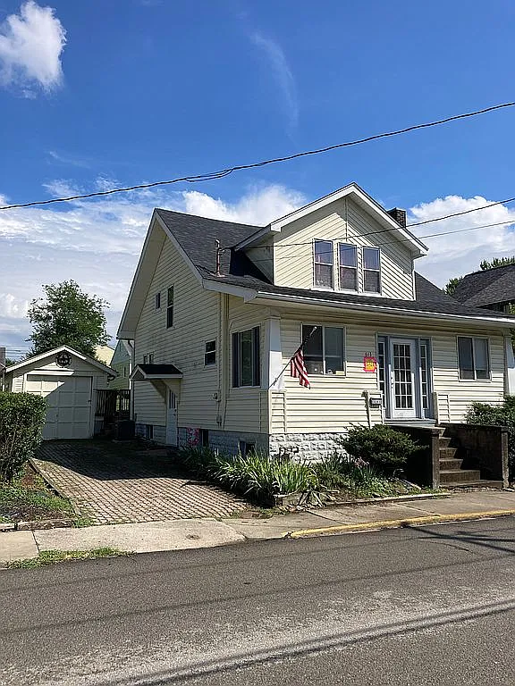 613 W Virginia Ave photo 1