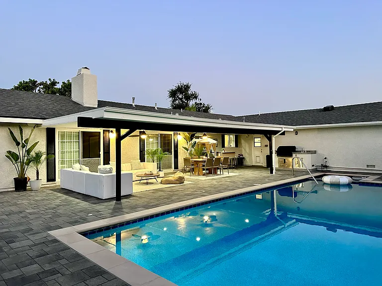 Nichols Dr — Photo 3