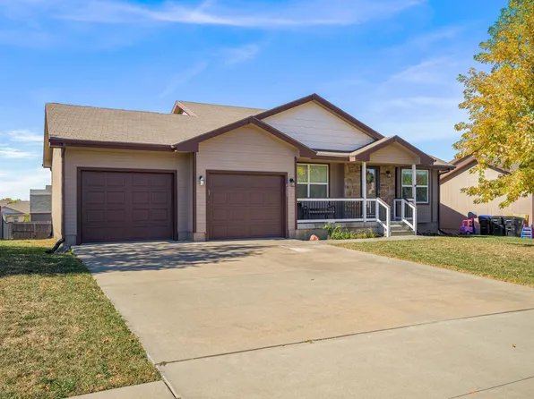 4305 SE Chisolm Rd, Topeka, KS 66609