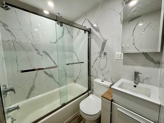 4th image of 479 Atlantic Ave APT 1