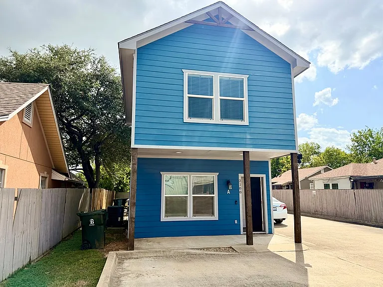 2108 Cavitt Ave #A — Photo 2
