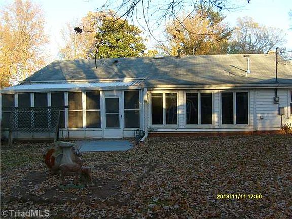 5th image of 4116 Summerglen Dr