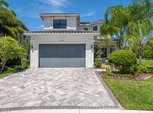 4436 Aurora St, Naples, FL 34119