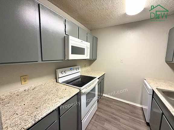 2nd image of 219 Fry St APT 6