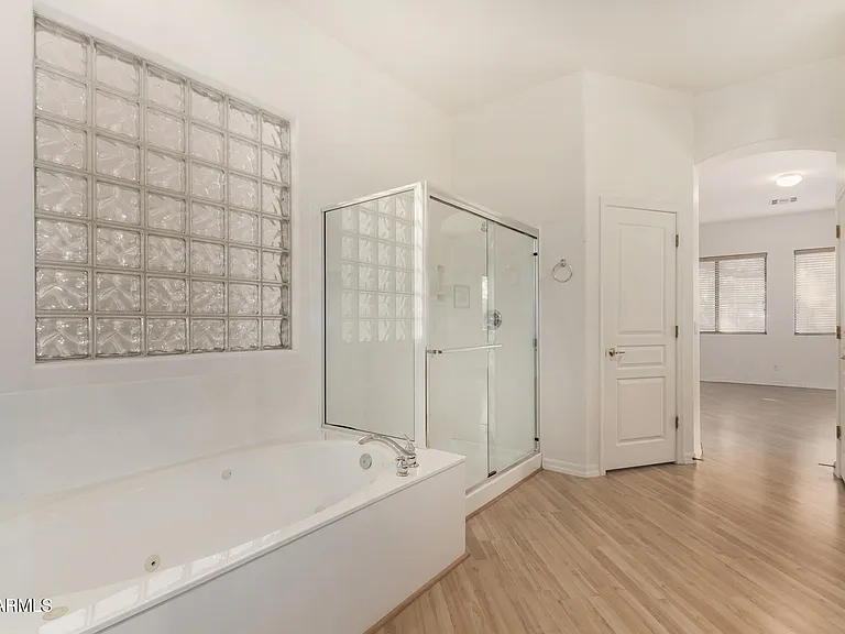 1203 E Kramer Cir — Photo 27