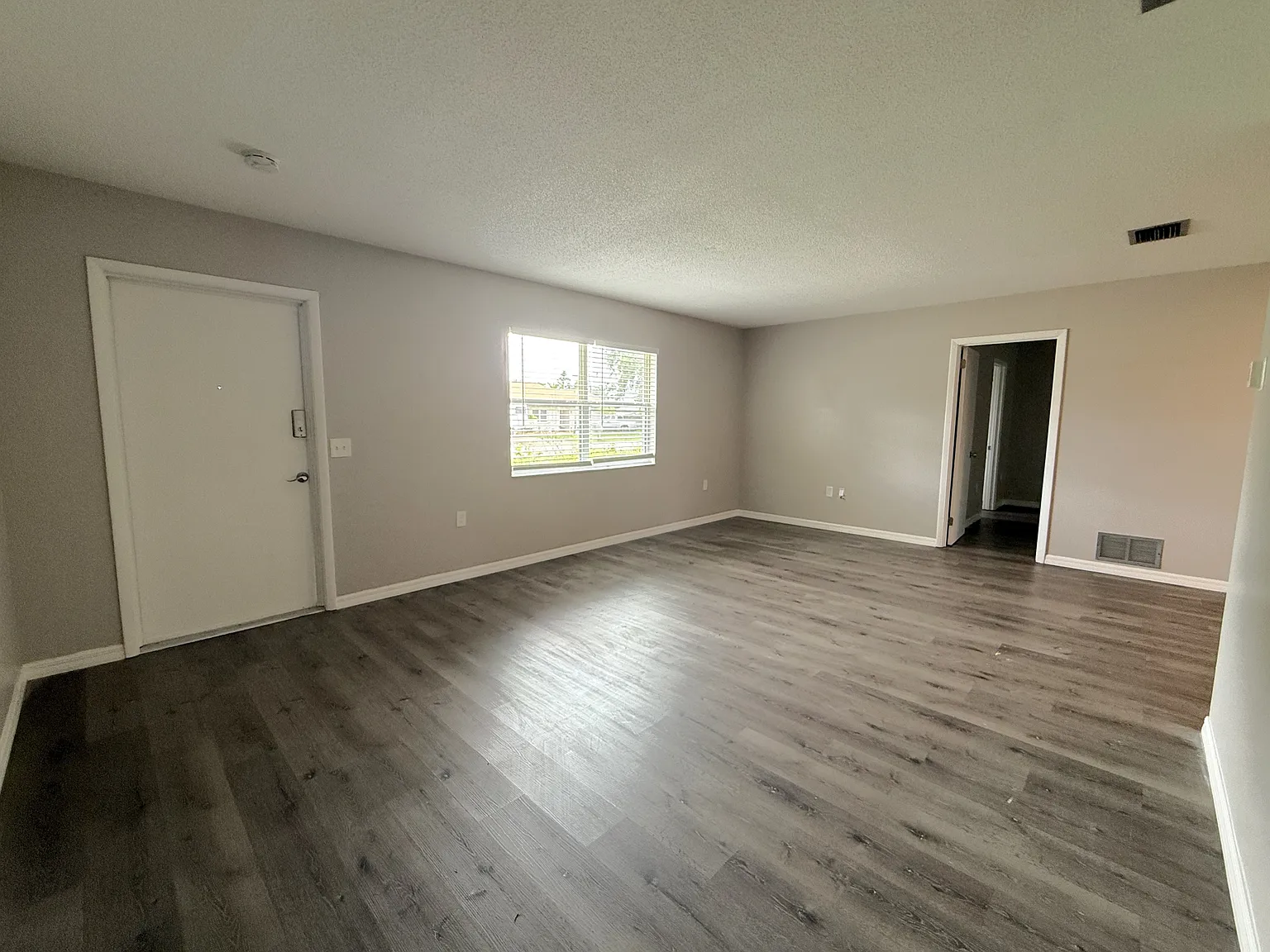 362 Briarwood Road - 1 — Photo 3