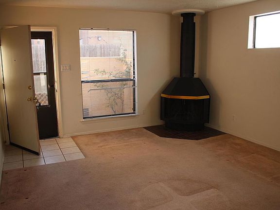 5th image of 2820 Palo Verde Dr NE