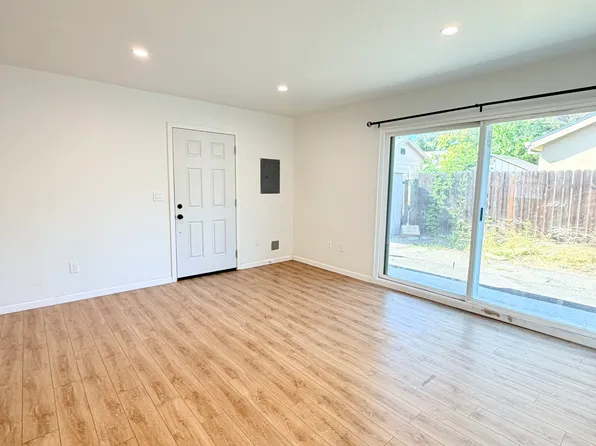 205 B St #B, Roseville, CA 95678