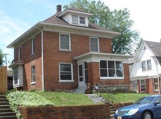 211 N 9th St, Atchison, KS 66002
