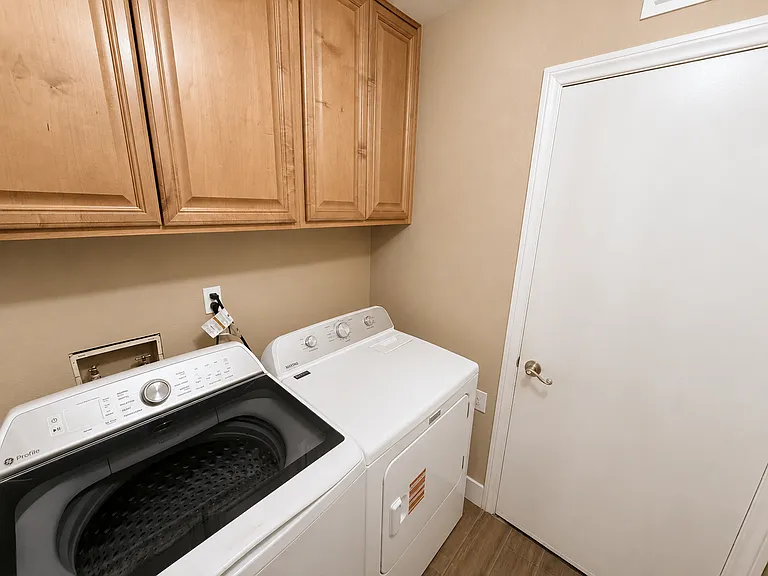 6717 Atwood Ave #3 — Photo 11