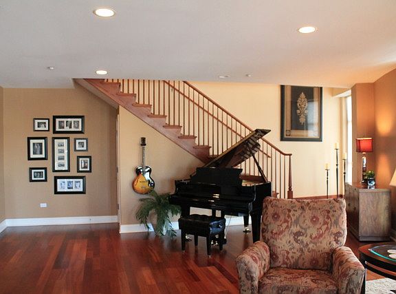 3rd image of 520 S Washington St #Penthouse 1