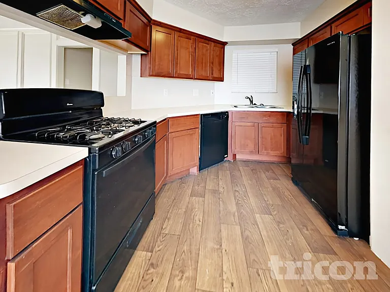 24019 Lone Elm Dr — Photo 6
