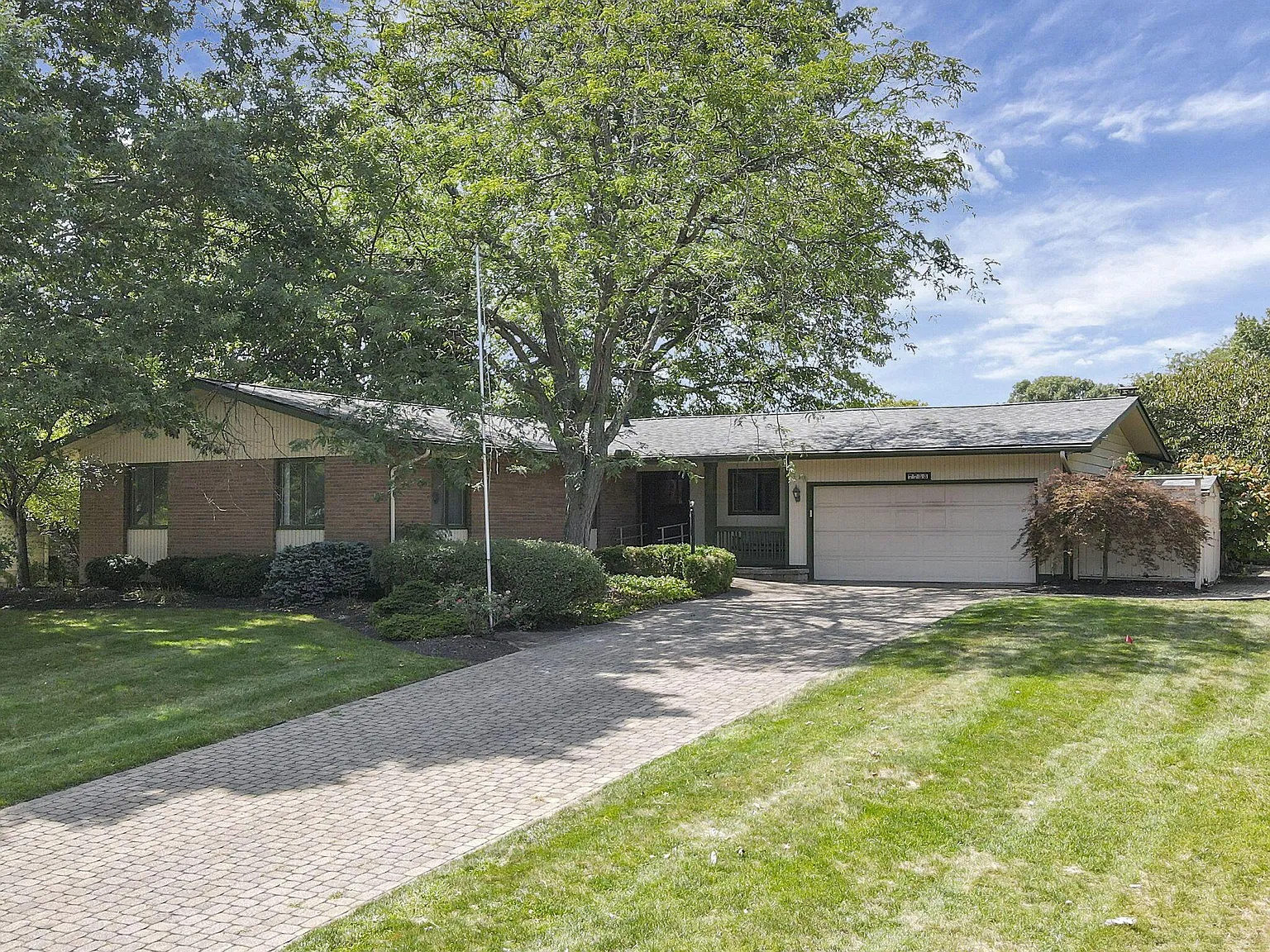 7755 Candlewood Ln photo 1