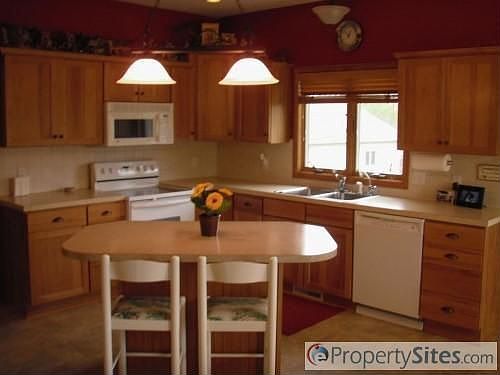 3rd image of 6369 Mary Louise Ct SW