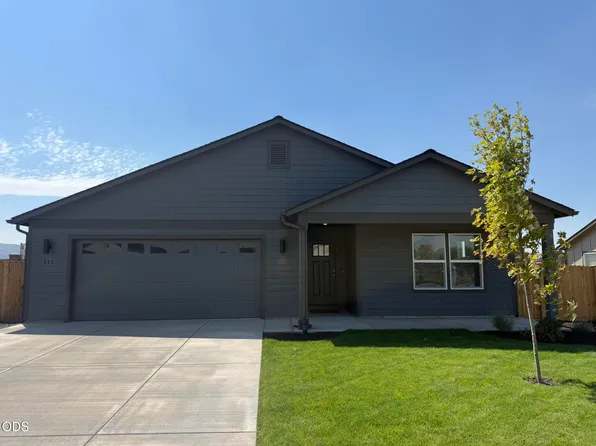 237 SE Peppermint Loop #4, Culver, OR 97734