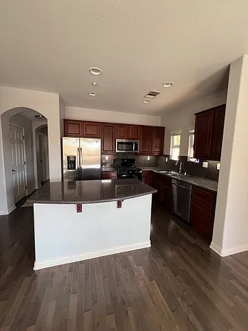 1346 Sky Ridge Ct — Photo 8