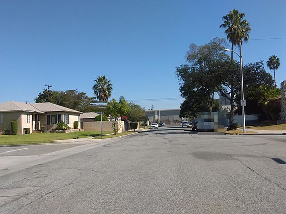 4th image of 11601 Lemoli Ave