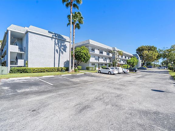 4th image of 8205 NW 61st Street #B112