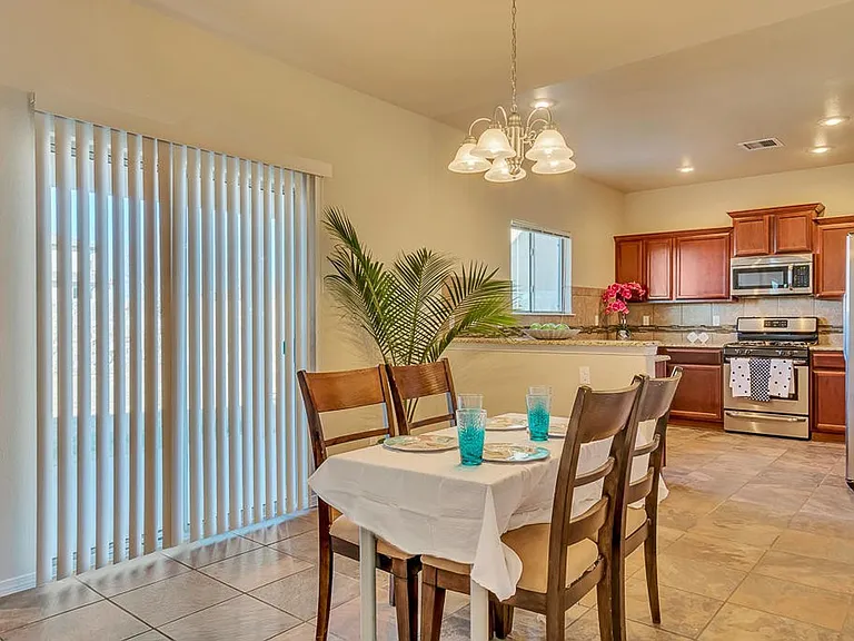 7421 Red Cedar Dr — Photo 8