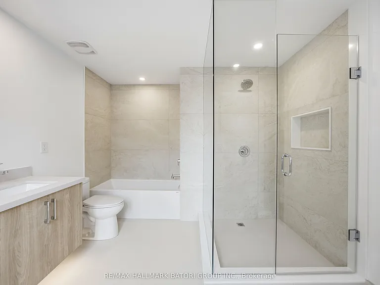 56 Camberwell Rd #1 — Photo 37