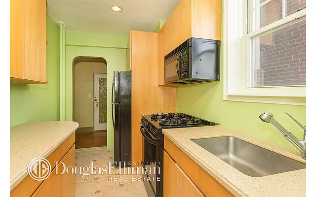 Sold by Douglas Elliman | media 38