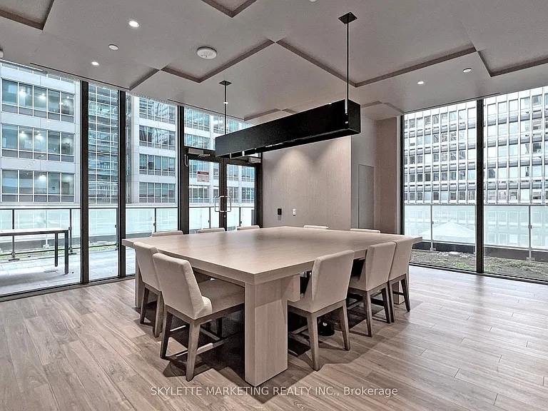 25 Richmond St E #1917 — Photo 32