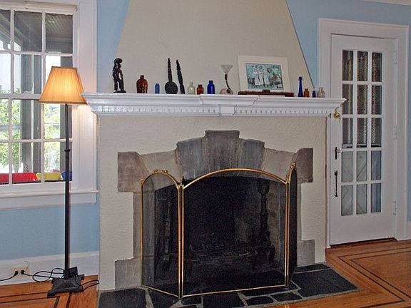 3rd image of 188 Gregory Ave