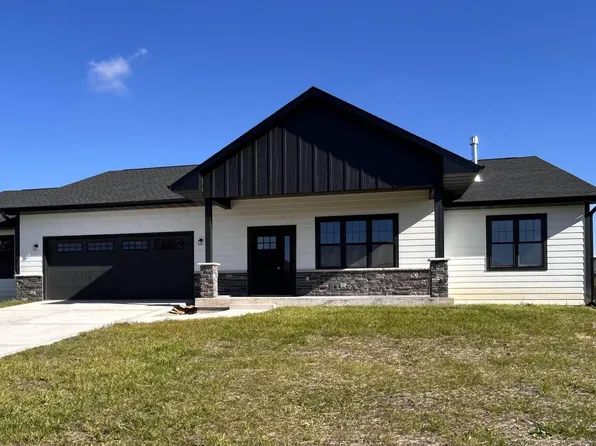 2616 Cumberland Drive, Janesville, WI 53546