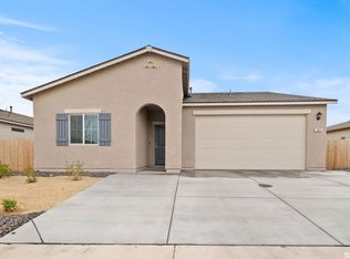 1823 Hickory Ln, Fernley, NV 89408