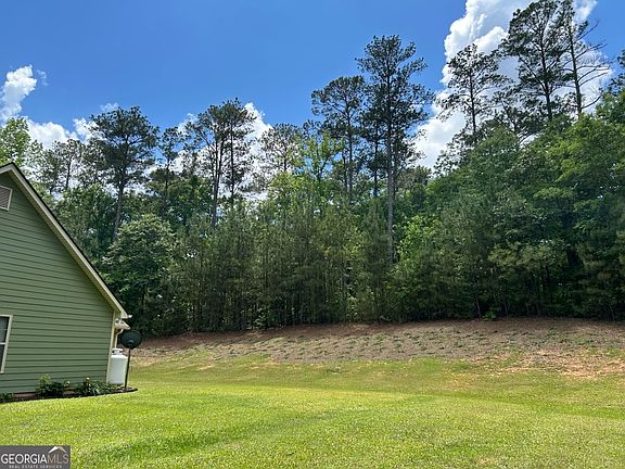 5th image of 950 John Lovelace Rd