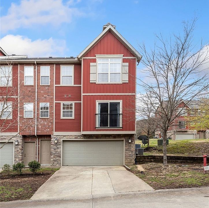 1st image of 2835 W Redstone Dr