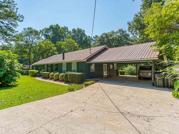 3rd image of 340 Madeira Cir