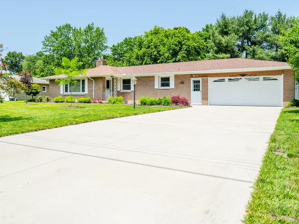 2729 Horton Ct, Niles, MI 49120