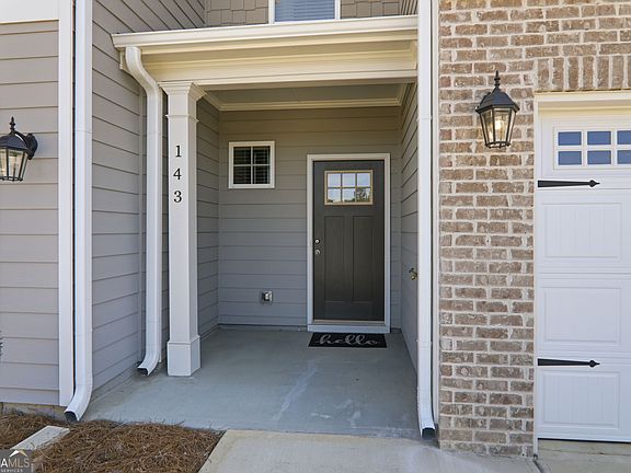 3rd image of 143 Chastain Dr