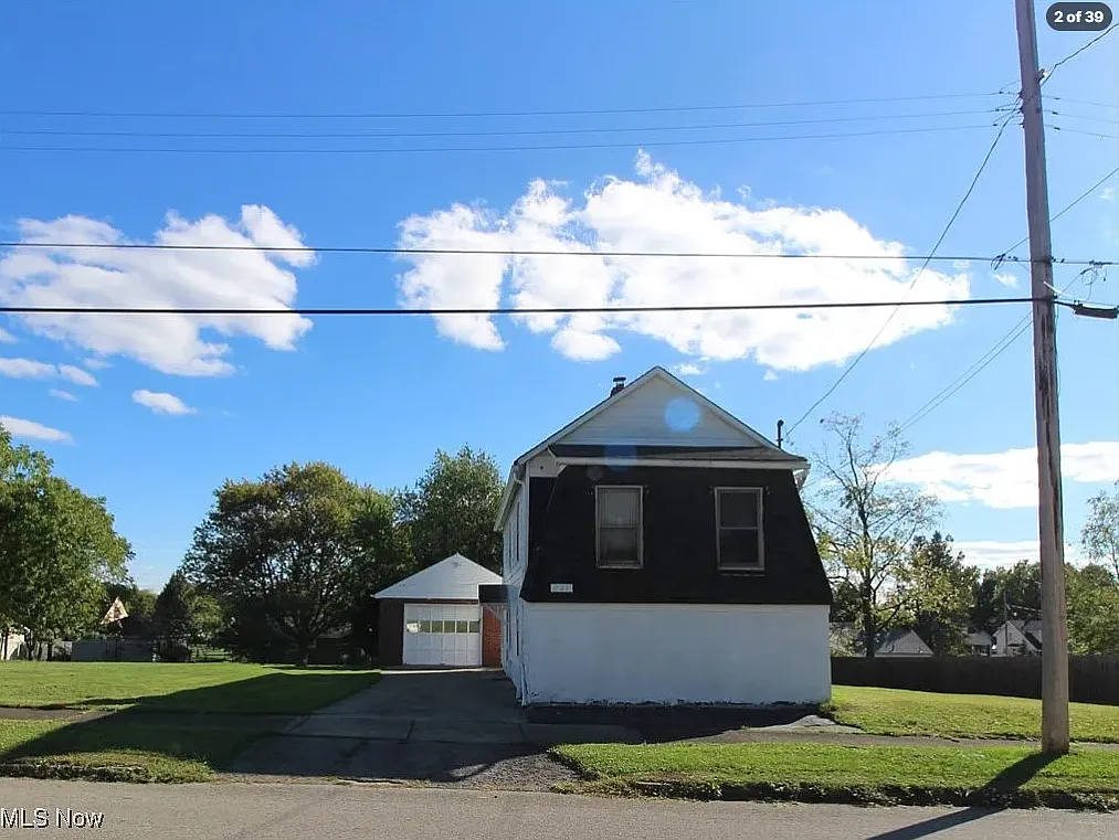 3 bed, 1216 sqft, $1,100 — Photo 3