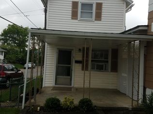 301-303 Glenn Ave, Carnegie, PA