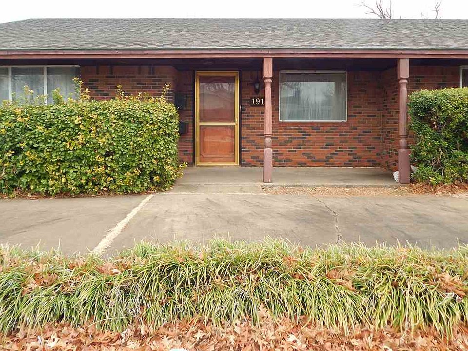 1st image of 1919 Arapaho Dr