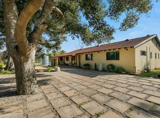 16222 Warmuth Rd, Santa Clarita, CA 91387