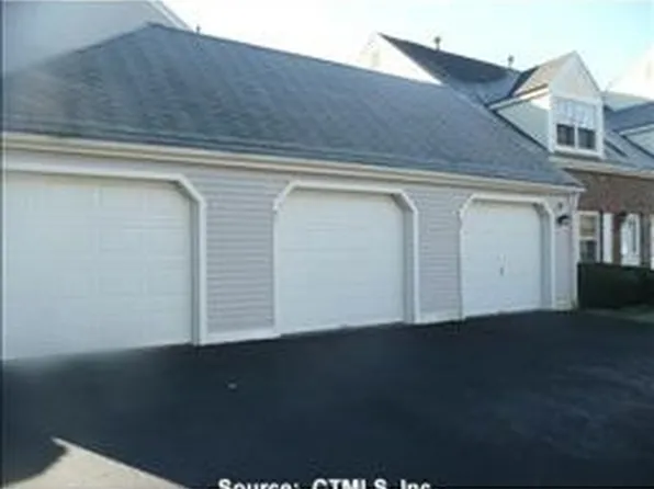 455 Dowd Ave, Canton, CT 06019